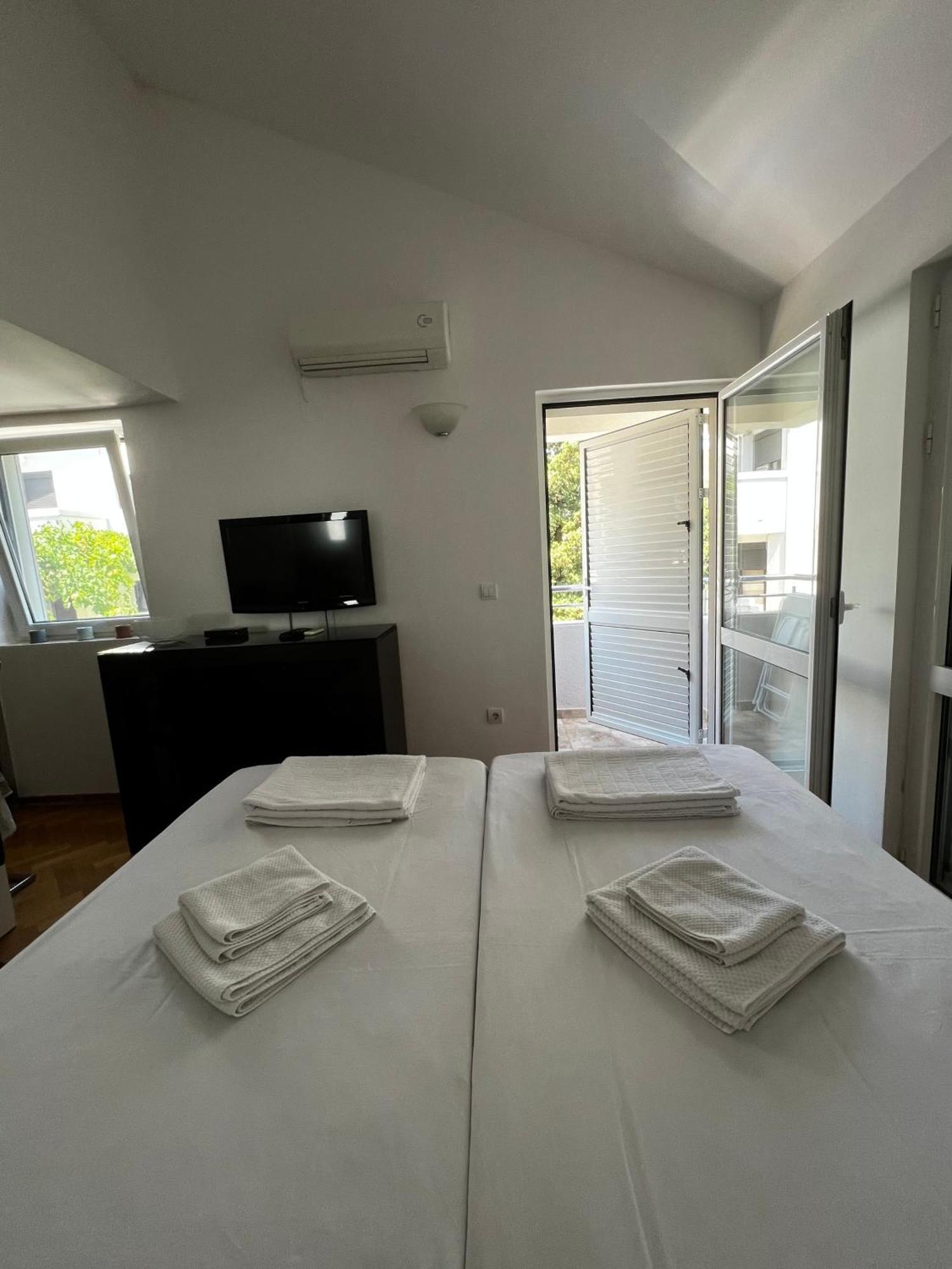 Guest House Mrvaljevic Будва Экстерьер фото